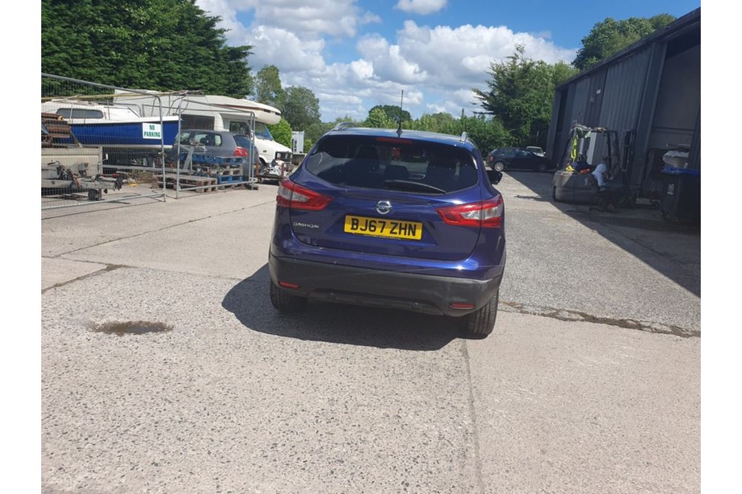 17/67 NISSAN QASHQAI N-CONNECTA DCI 1461cc 6 Spd Manual Diesel 5 Dr H/Back (Blue, 88k) BJ67ZHN - Image 7 of 33