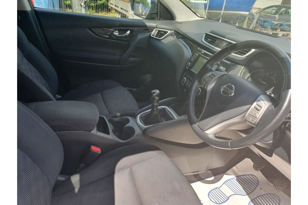17/67 NISSAN QASHQAI N-CONNECTA DCI 1461cc 6 Spd Manual Diesel 5 Dr H/Back (Blue, 88k) BJ67ZHN - Image 27 of 33