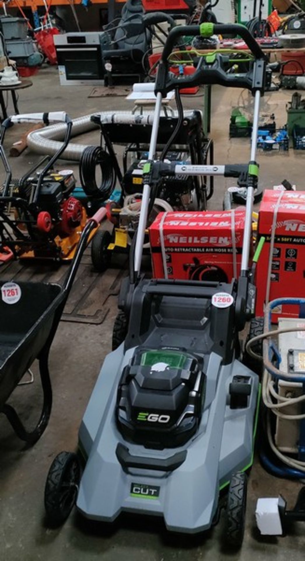 EGO CORDLESS MOWER *** No Vat On Hammer - Auctione