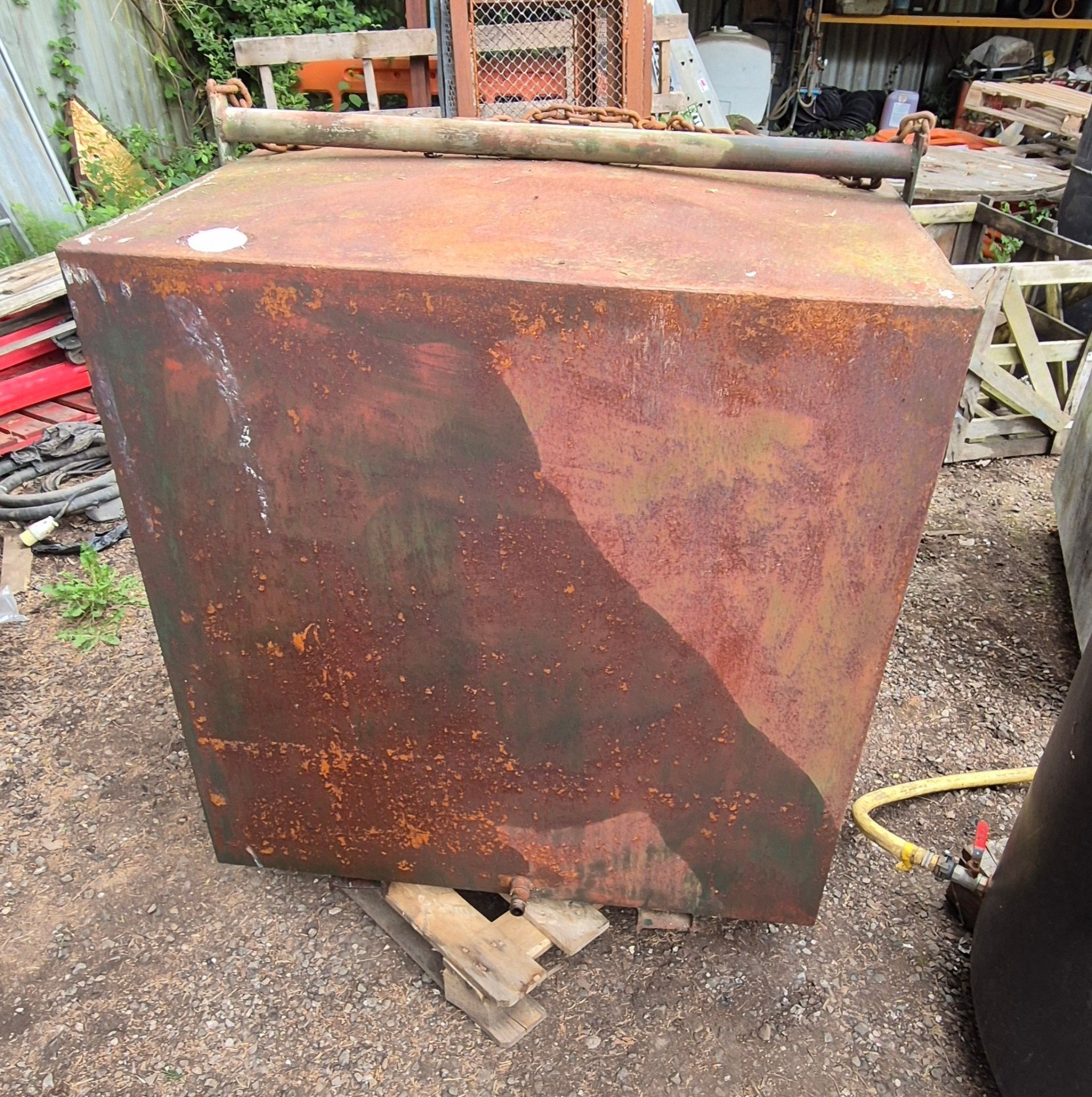 250G METAL DIESEL TANK *** No Vat On Hammer - Auct
