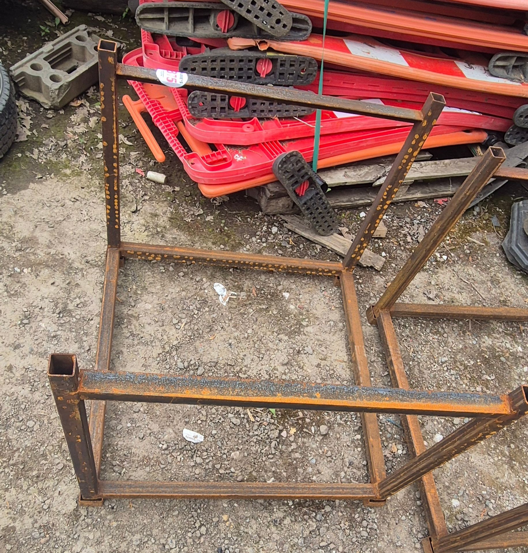 STEEL STILLAGE *** No Vat On Hammer - Auctioneers