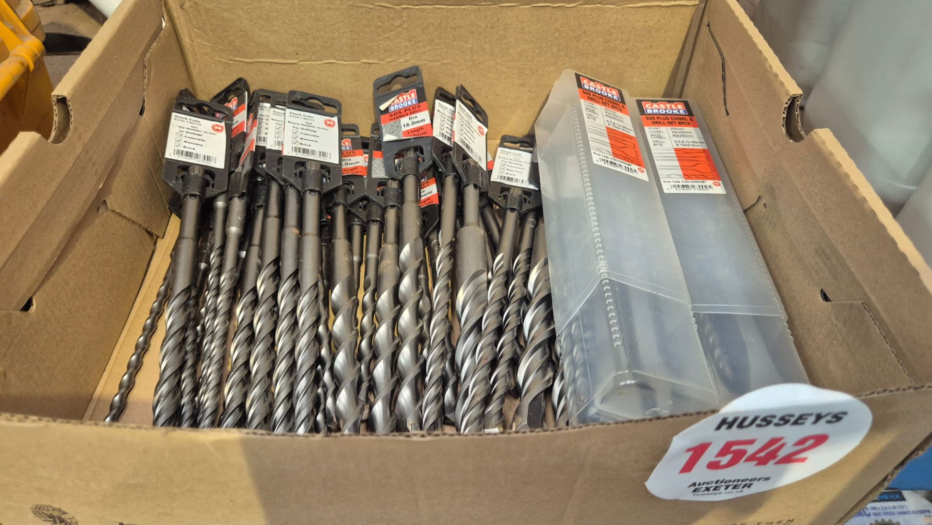 BOX OF DRILL BITS ***EX HIRE SOLD DUE TO DEPOT CLO