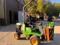 JOHN DEERE 900 DIESEL TRIPLE MOWER