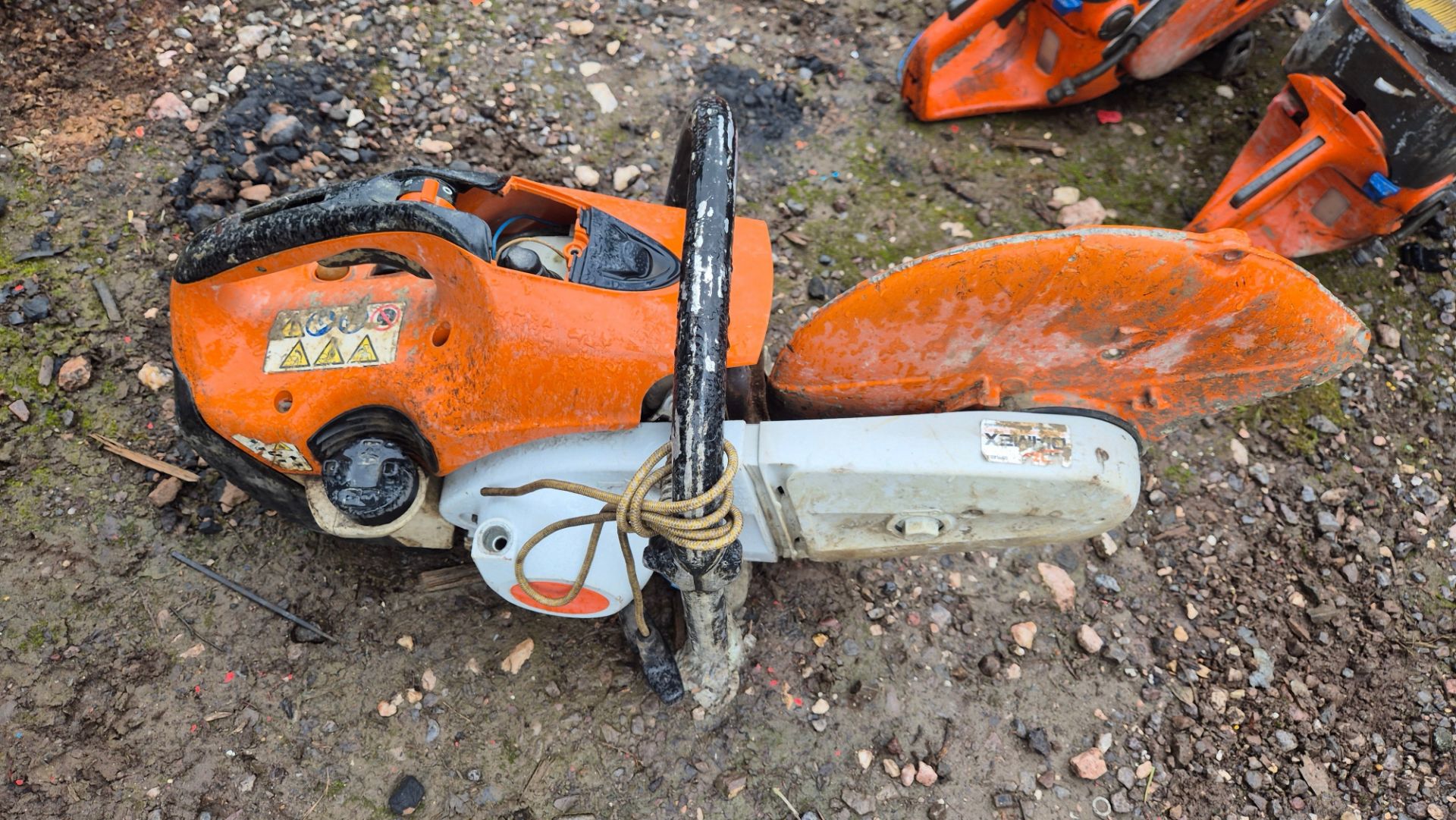 STIHL TS410 DISC CUTTER ***EX HIRE SOLD DUE TO DEP - Image 2 of 2