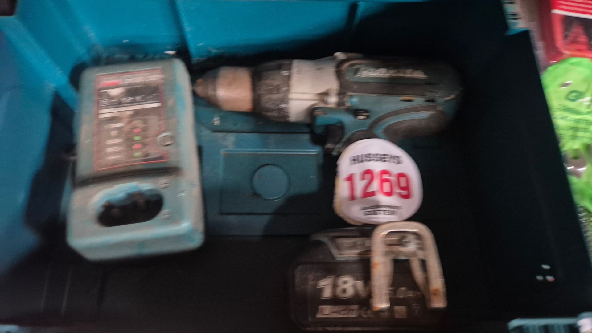 CORDLESS MAKITA DRILL