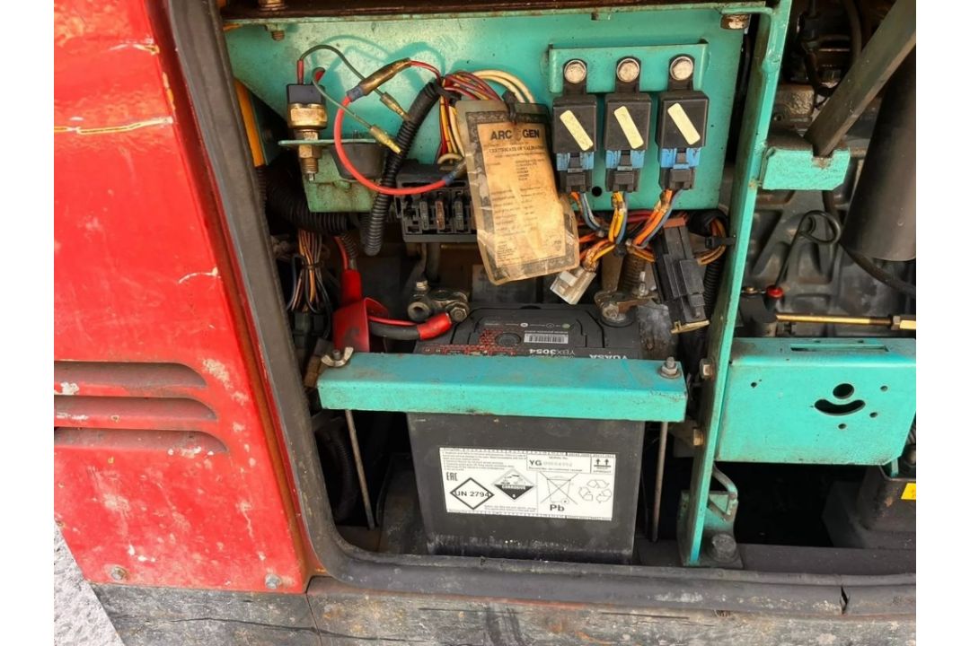 ARC GEN WELD MAKER 332 SSDK WELDER GENERATOR - Image 4 of 7