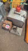 PETROL & OIL CANS *** No Vat On Hammer - Auctione