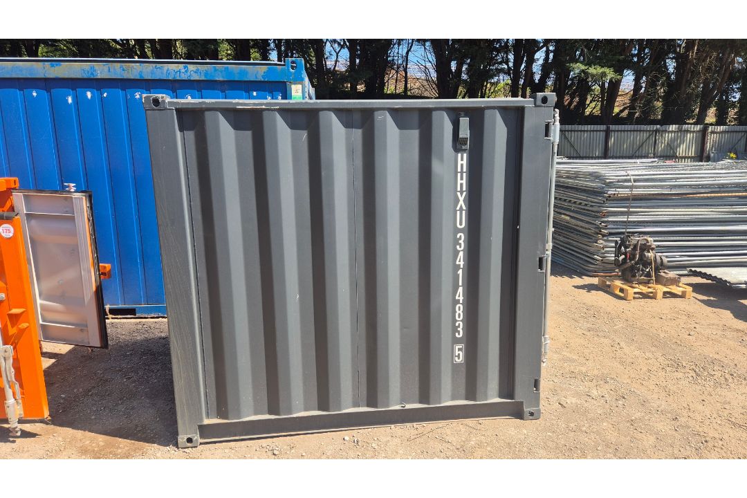 7FT4 SITE OFFICE/STORE UNUSED SIDE DOOR & FORK POC - Image 1 of 5