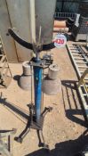 ENGINE STAND *** No Vat On Hammer - Auctioneers Ma