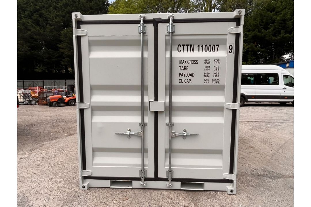 11FT STORAGE CONTAINER/SITE OFFICE UNUSED C.W PEDE - Image 2 of 8