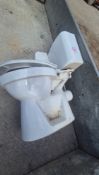 LAVATORY *** No Vat On Hammer - Auctioneers Margin