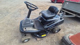 MURRAY RIDE ON MOWER *** No Vat On Hammer - Auctio