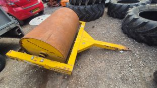 TWOSE ROLLER *** No Vat On Hammer - Auctioneers Ma