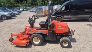 KUBOTA F3890 OUTFRONT MOWER