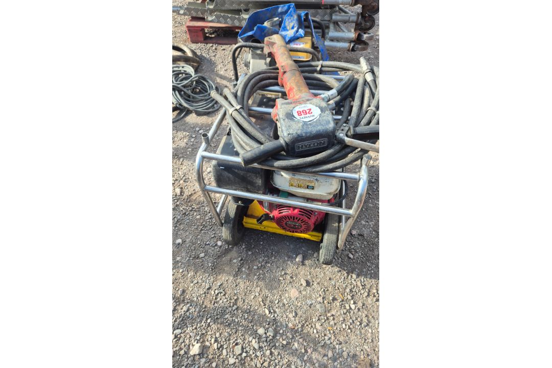 ATLAS COPCO HYDRAULIC BREAKER PACK - Image 1 of 2