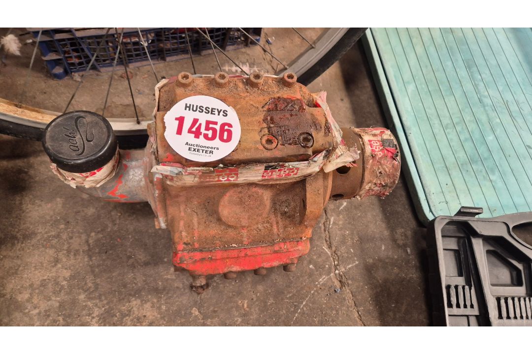 HYDRAULIC PUMP