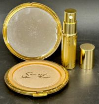 A 1990s Stratton vanity set with compact and atomiser, boxed