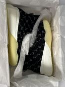 A pair of Stella McCartney sock shoes (Size 39).