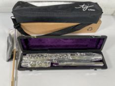 An as new Trevor James 5X Flute 3005EW.