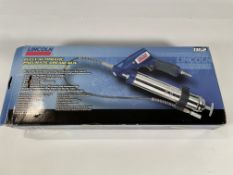 A boxed as new Lincoln 1162 fully automatic, heavy duty pneumatic grease gun.