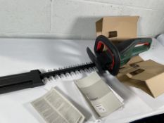 A Bosch Universal Hedge Cut 18V-55 (battery not included).