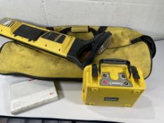 A pre-owned Leica DD220 Smart Locator along with a DA220 Signal Transmitter and bag (both items powe
