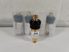 Four as new Hi-Lo Flashback Arrestor Resettable, Oxygen, 15 PSI (DOM: 2025, Model: DS2000).