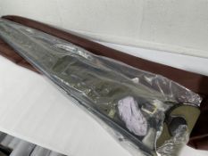 An as new Chatham CT912-32 Gun Slip, green/dark brown (32