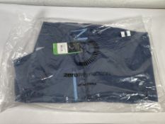 A Zero Restriction power torque full zip (Medium).