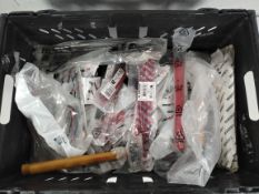 A mixed lot of as new Facom products including Ratcheting Wrench 21mm, Combination Pilers 160mm and