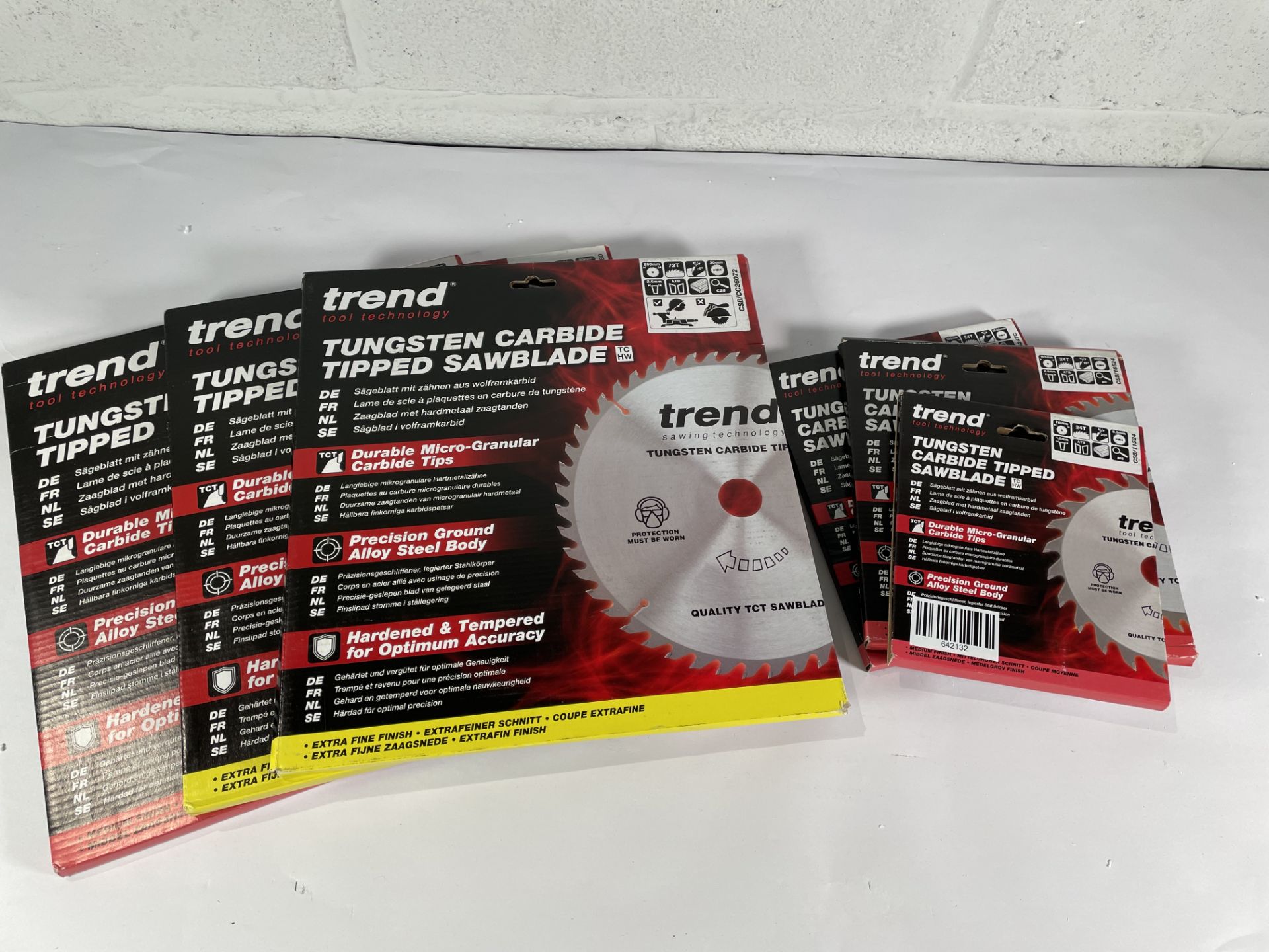 Six as new Trend Tungsten Carbide Tipped Sawblades in various sizes and abrasion.