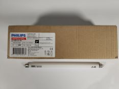 Ten boxes of as new Philips Special Actinic BL 8W Fluorescent Lamp/Insect Trap (8711500260437) (25 l