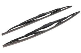 Five sets of BOSCH 582S wiper blades, twin swivel 550/530mm, 3 397 001 582 (stock image).