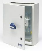 An Europa 3 Pole + neutral link steel enclosed switch-disconnectors (IP65), box opened (LB2003PNLME)