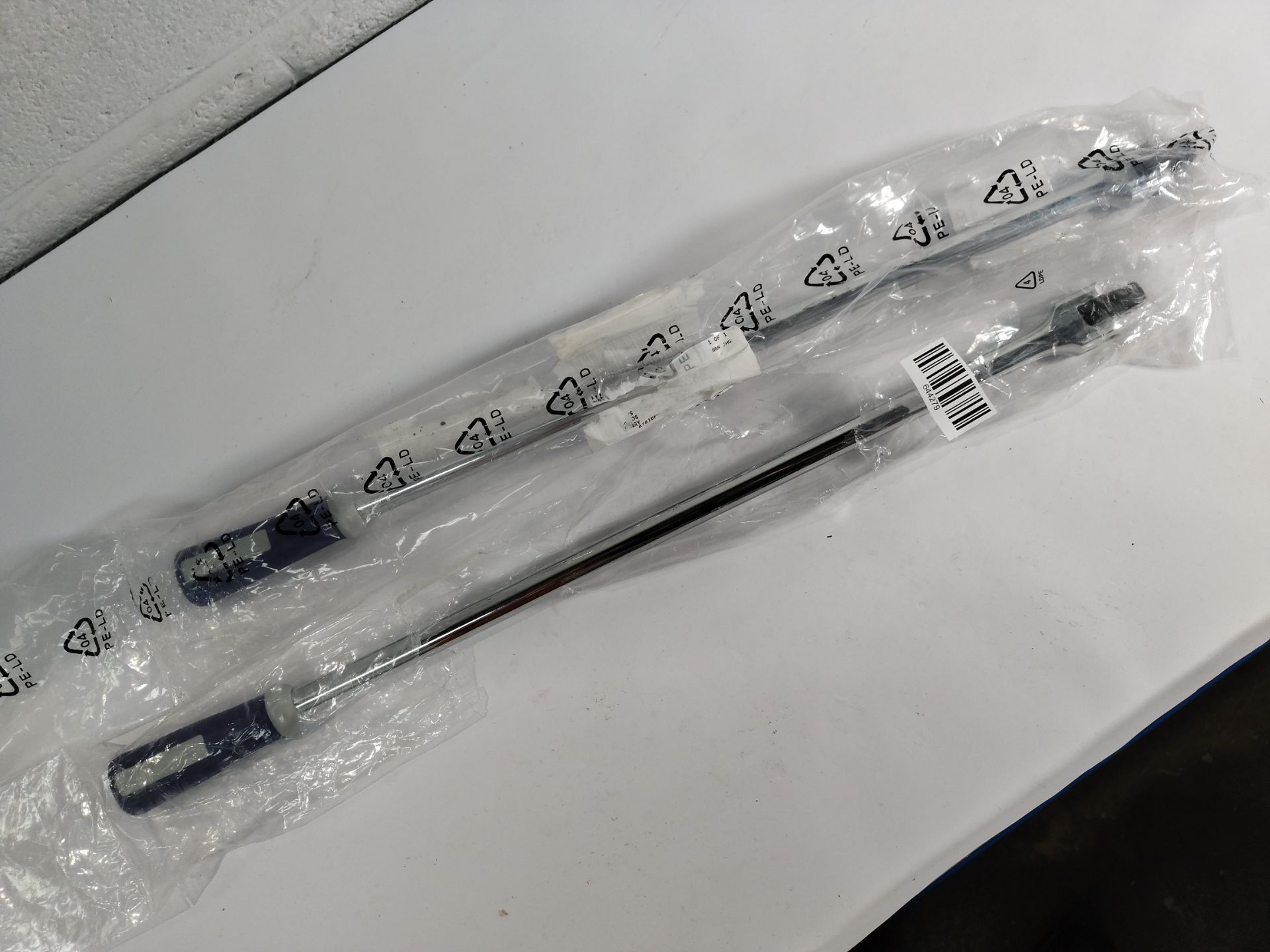 Two as new Expert by Facom 1/2" drive swivel handle breaker bars (REF: E0302805).