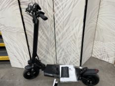 A Ruptor R1 V2 electric scooter (damage to accelerator clip).