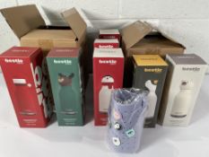 Fifteen assorted as new Asobu Bestie vacuum insulated water bottles (460ml) and one Bestie Sling.