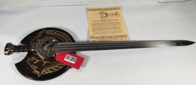 Lord of the Rings reproduction Herugrim Sword of King Theodenwith certificate and wall mount by Unit