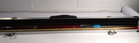 Pre-owned BCE Grand Master Series 3piece cue, Ronnie O'Sulivan edition with case.