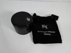 Six aluminum grinders (90mm) (Over 18s only).