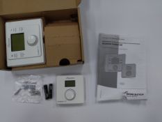 As new Worcester Greenstar Comfort I IF radio frequency twin channel programmer/receiver and room th