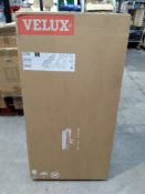 An as new Velux EDW CK02 2000 insulated single tile flashing for roof windows (55x78cm).