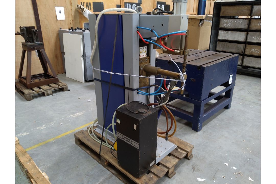 Preowned Pei Point 35KVA linear action spot welder with thermal exchange. *PLEASE NOTE - Large, bu - Image 2 of 3
