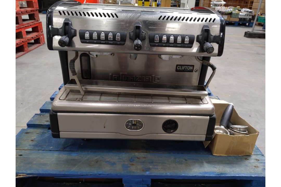 Preowned Laspasiale twin group commercial coffee machine with accessories. - Image 1 of 3