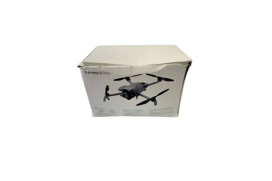 Pre-owned DJI Mini 5 Pro Drone with Fly More Combo including DJI RC-N3 (Box damaged and open) (EAN: - Image 1 of 20