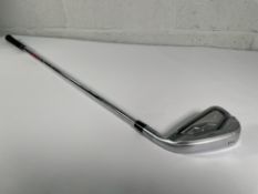 A Callaway Quantum MAX 7 iron, RH, Modus Tour 120 shaft.