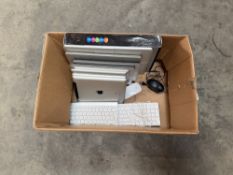 Assorted pre-owned laptops & iPads sold for parts with graphics tablet, keyboards & mice (Laptops/iP