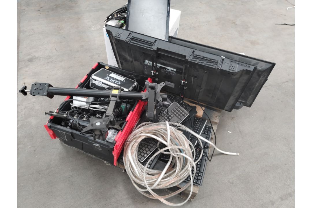 Pallet of assorted Tech and related goods. - Image 3 of 5