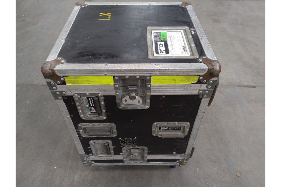 Preowned Elation RMD-1210 rack mounted dimmer. 12 channels, 10 amps per channel. mounted in flight c - Image 4 of 6