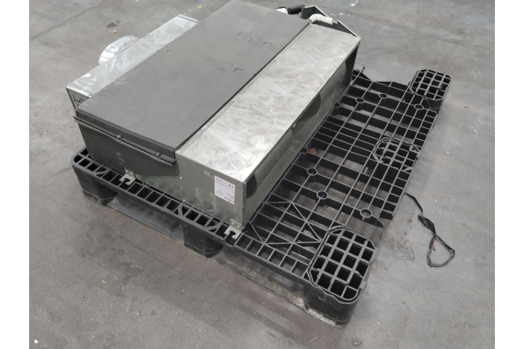 Preowned Fujitsu Air Condition Unit, 230V, 50hz, Refrigerant R410A. (ARY12LUAD). - Image 1 of 5